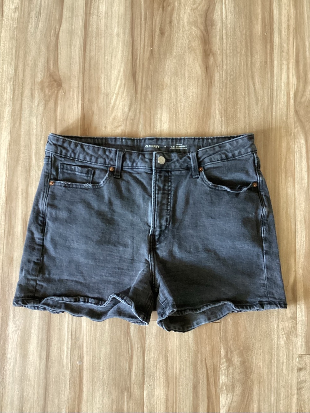 Old Navy Black Denim O.G Straight Jean Shorts size 14